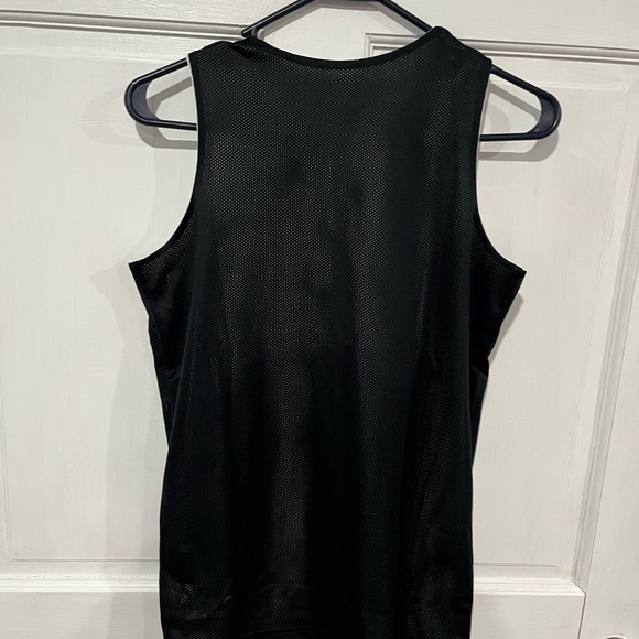 Jordan Dri-FIT Big Kids' (Boys') Tank, reversible, size L - Picture 7 of 9